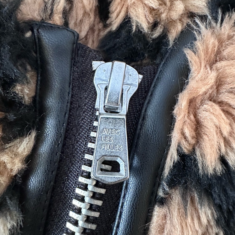 Faux Fur Teddy Biker Jacket

Avec Les Filles - Picture 14 of 16